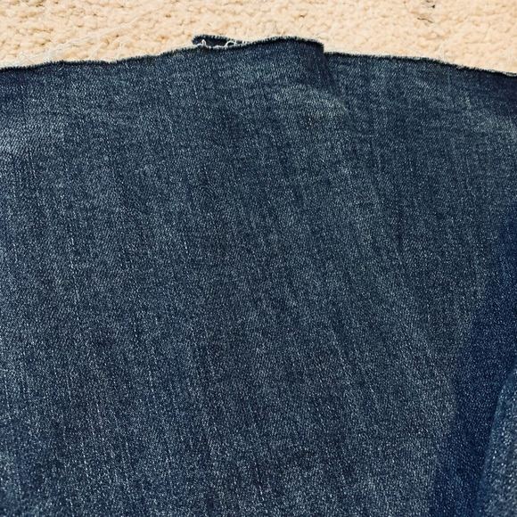 Old Navy Flare Fit Jeans - Picture 4 of 9